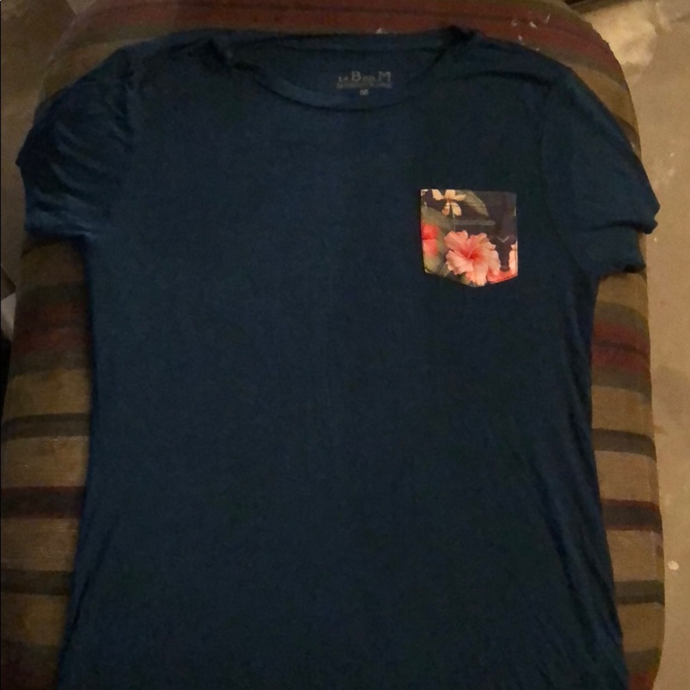Blue short sleeve tee
